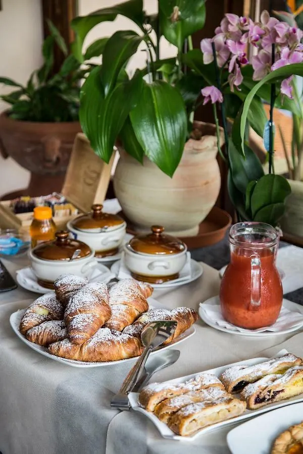 Bed & Breakfast Hotel Villa Cristina Marina di Campo Italy